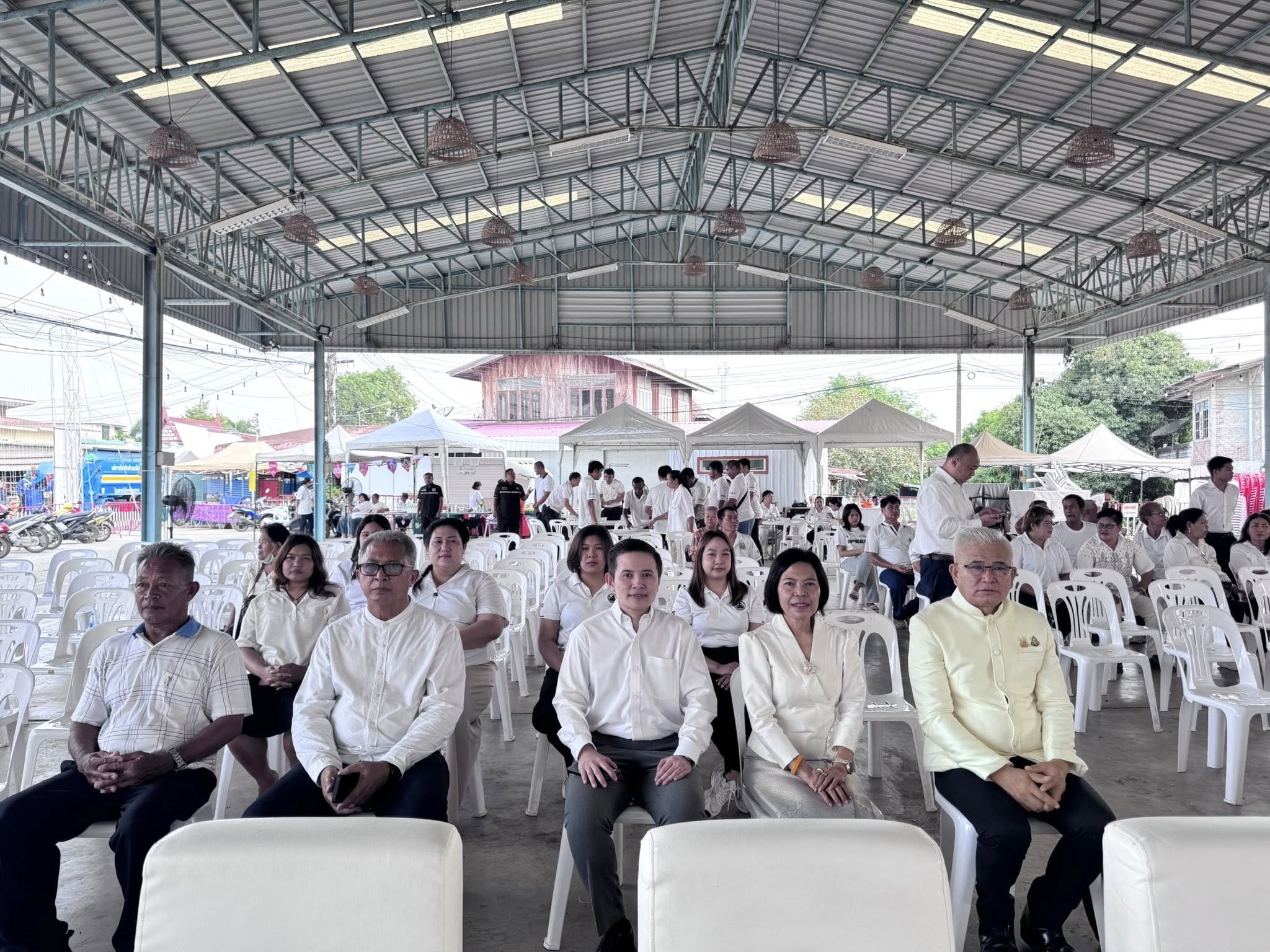 title - ส.ป.ก.อ่างทอง เข้าร่วมพิธีไหว้ครูกลองในงาน  